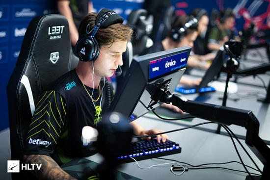 中国战队AG.AL勇夺电竞世界杯王者荣耀冠军